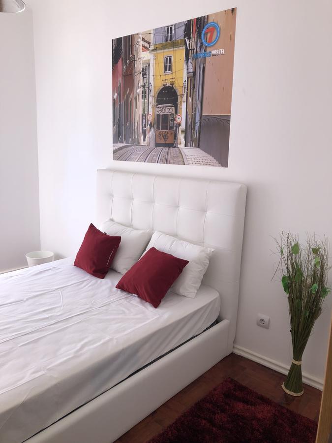 7 Rivers Hostel Lisbon Exterior photo