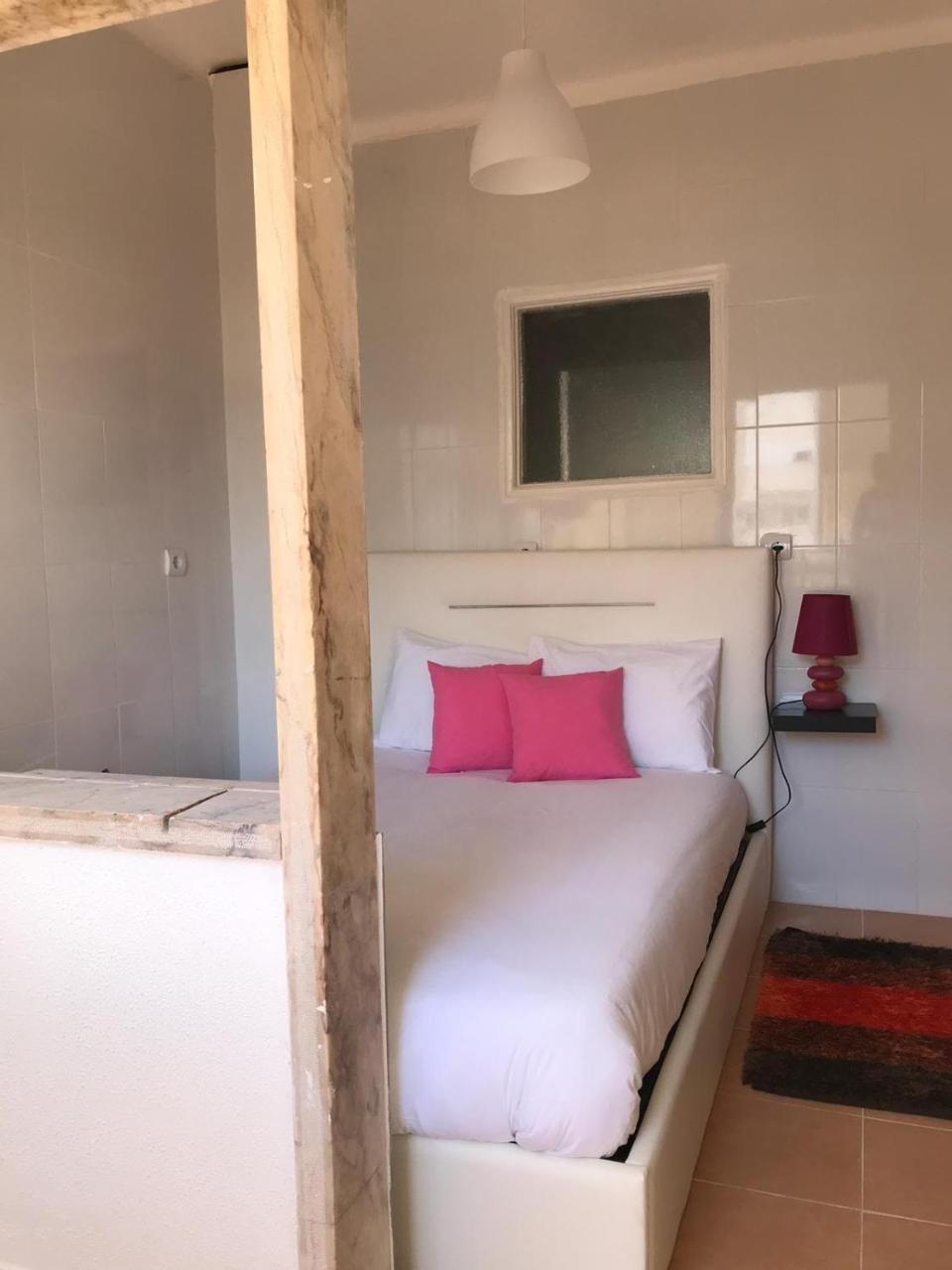 7 Rivers Hostel Lisbon Exterior photo